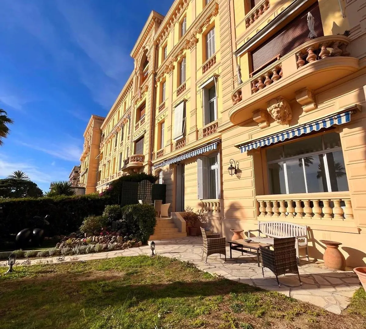 Appartement 4 Couchages Vue Mer Parc Continental Канны 0*,  Франция